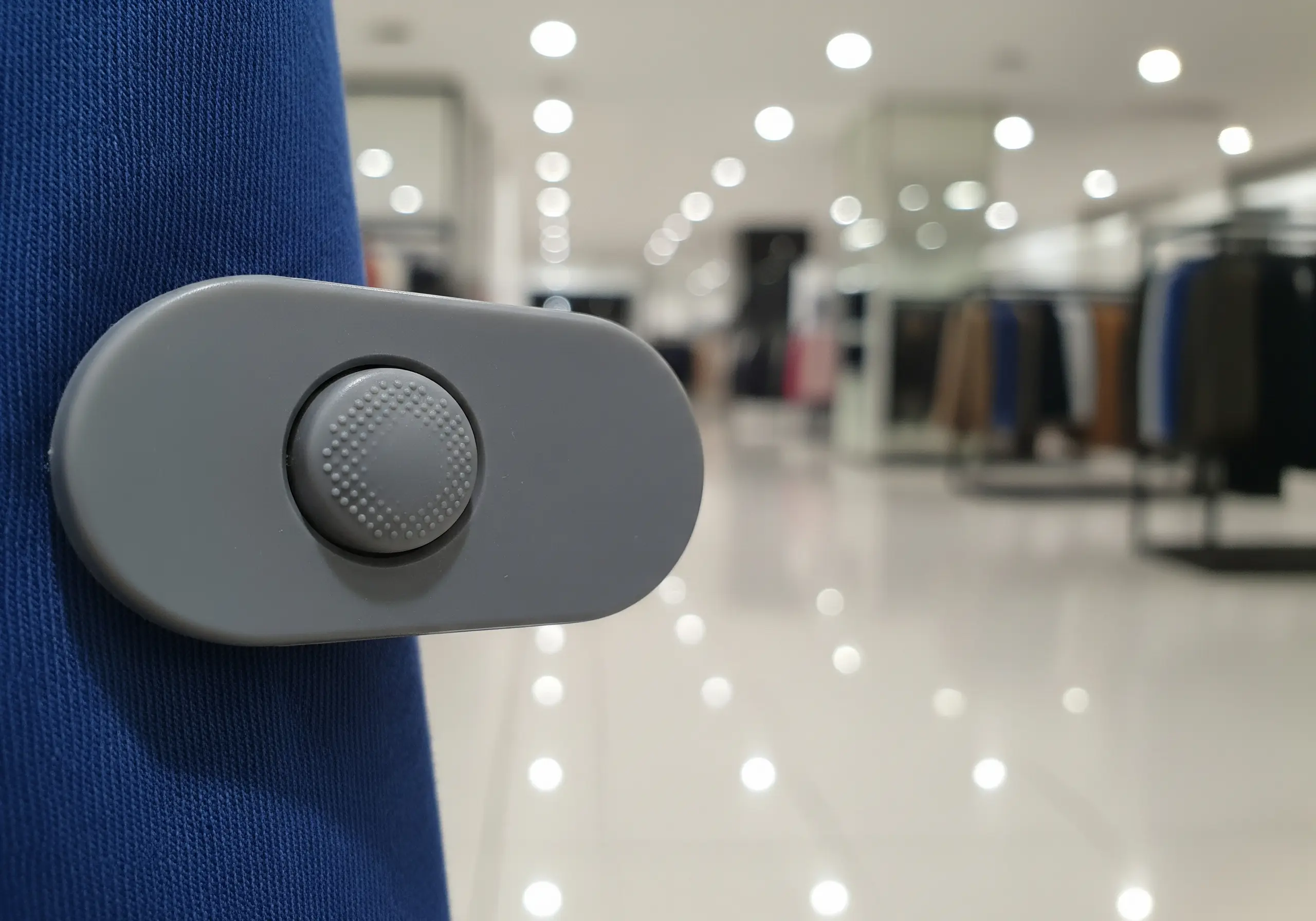 Sensores antirrobo para ropa y exhibidores